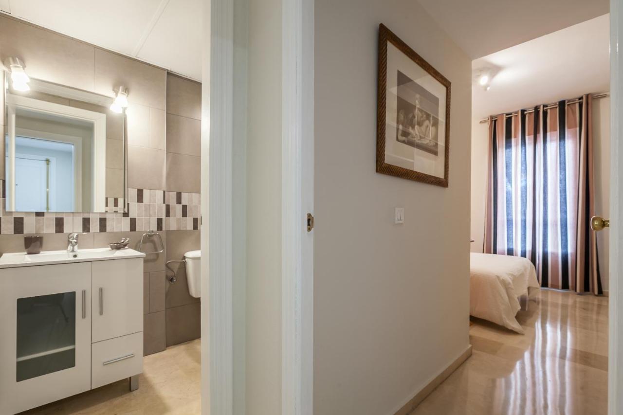 Apartamento Cerca Del Alcazar Con Garaje Privado Σεβίλλη Εξωτερικό φωτογραφία